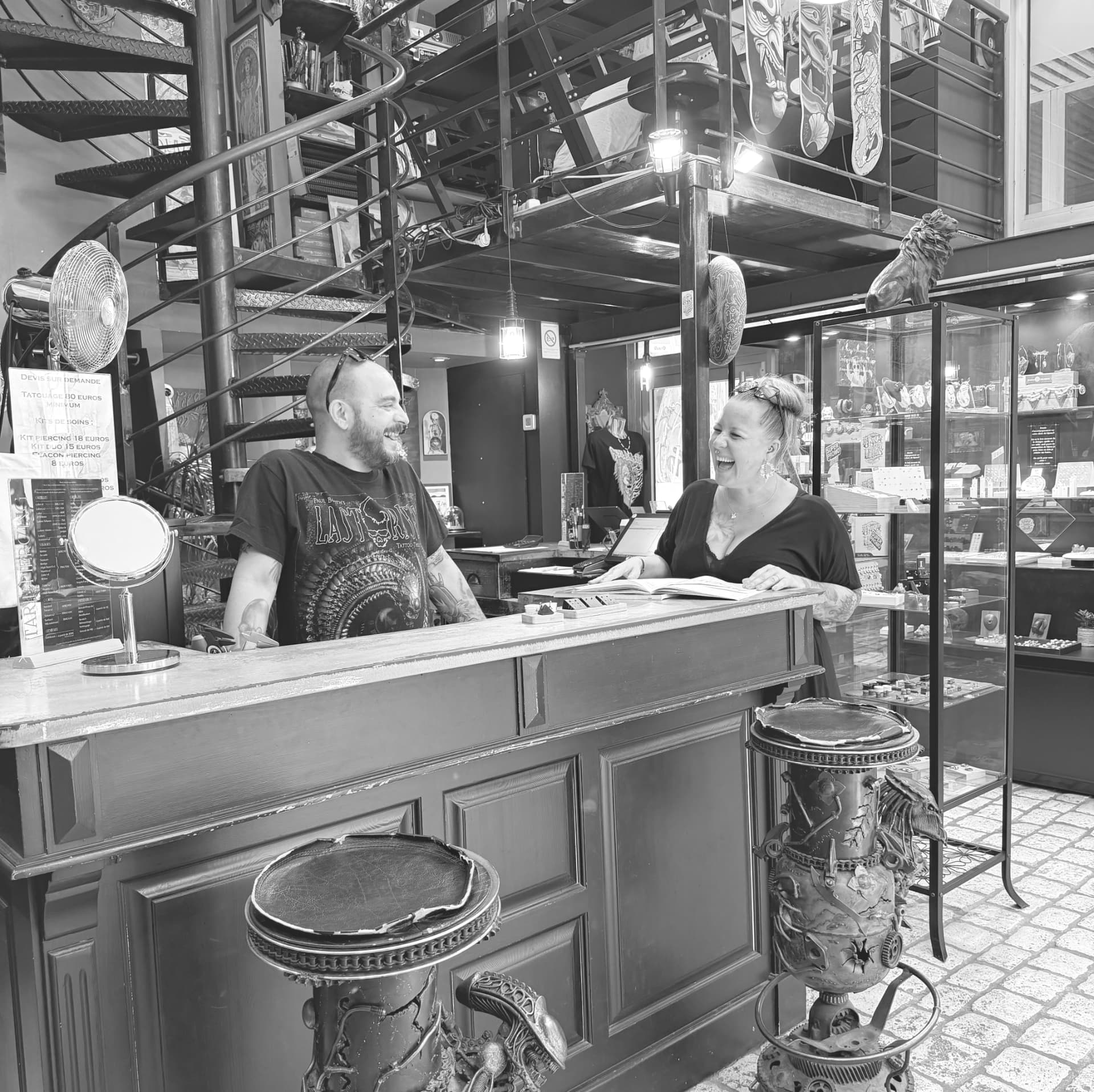 Fabricio et Émilie au comptoir de Casa de Leões à Nantes